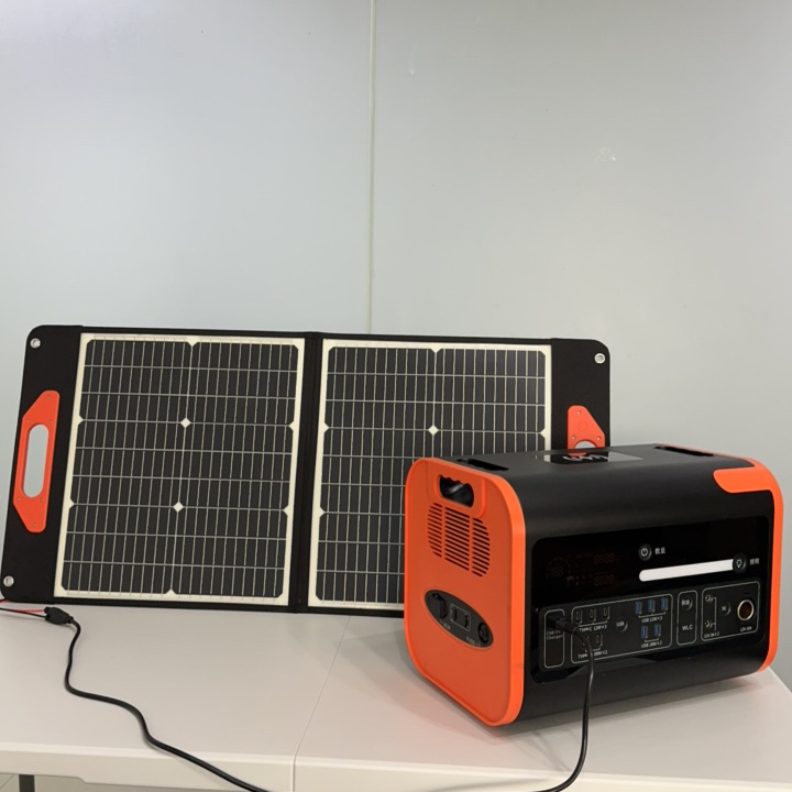 2000W Portable Power Supply Foldable Solar Portable Power Station Renewable Energy Charging Bank