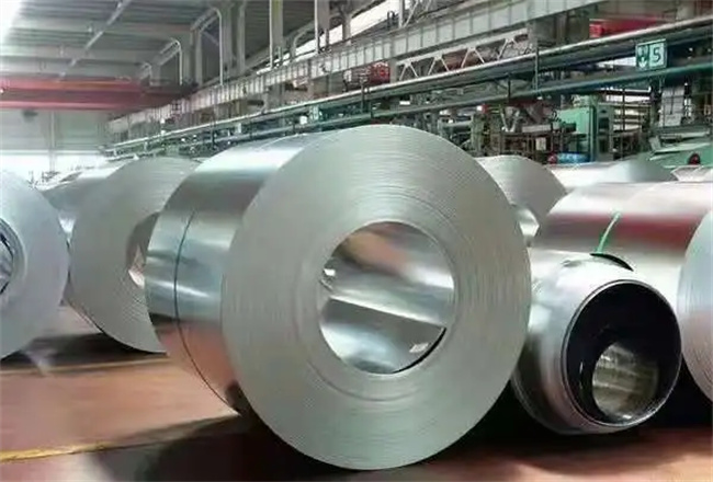 Hot Dipped Galvanized Steel Coil With Regular Spangles For Light Industry 1
