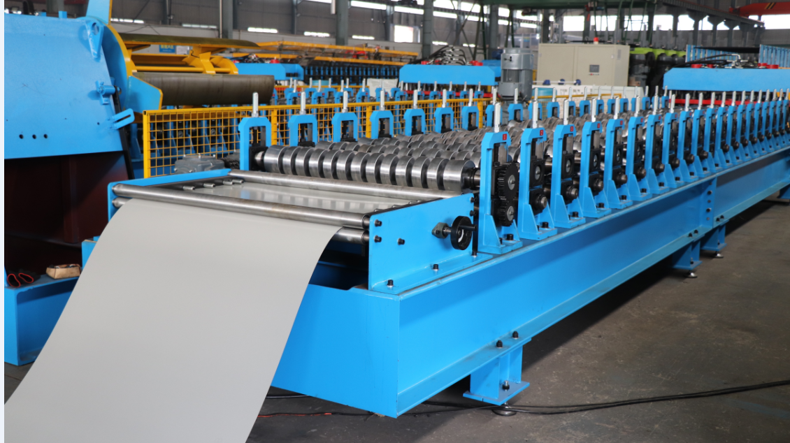 Leveling part of high speed step tile machine