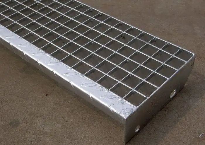grate stair treads