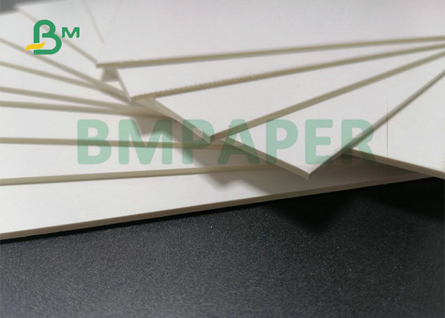 70 X 100CM 2MM 3MM White Color Coated Rigid Cardboard For Gift Package Carton 