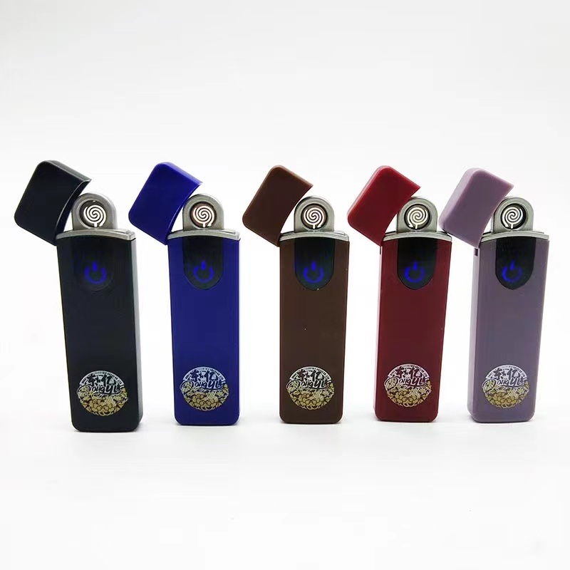 Factory Wholesale Fashion New Rechargeable Electronic USB Windproof Cigarette Lighter