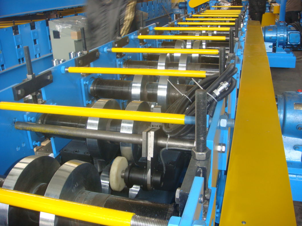 C/U/Z Steel Purlin Channel Adjustable Width Roll Forming Machine with Post-Cutting System