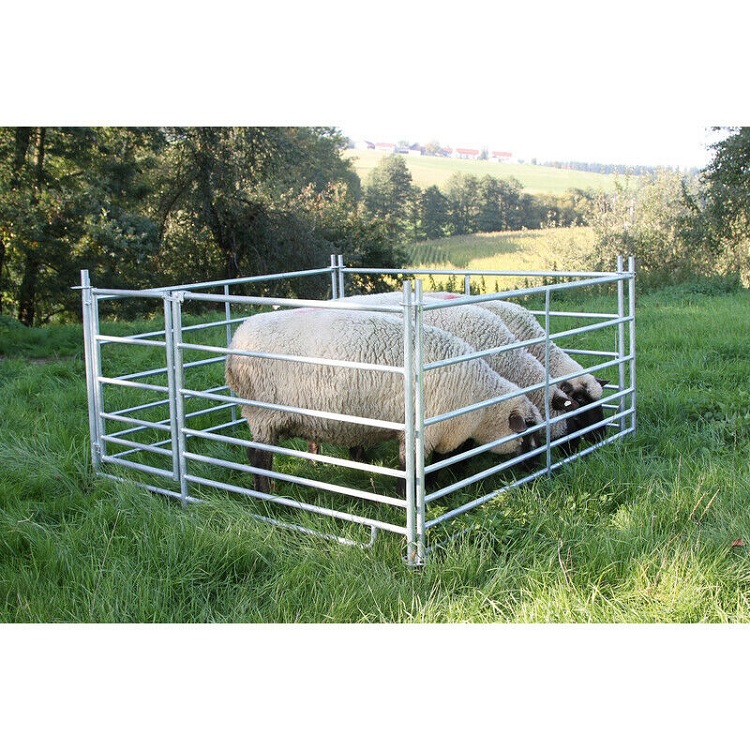 High quality livestock Galvanized wire metal farm pasture fence panels