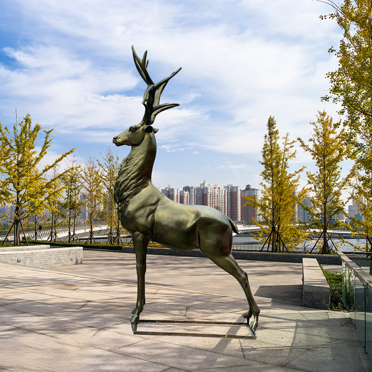 Outdoor Life Size Cast Bronze Elk Statues For Yard Decoration