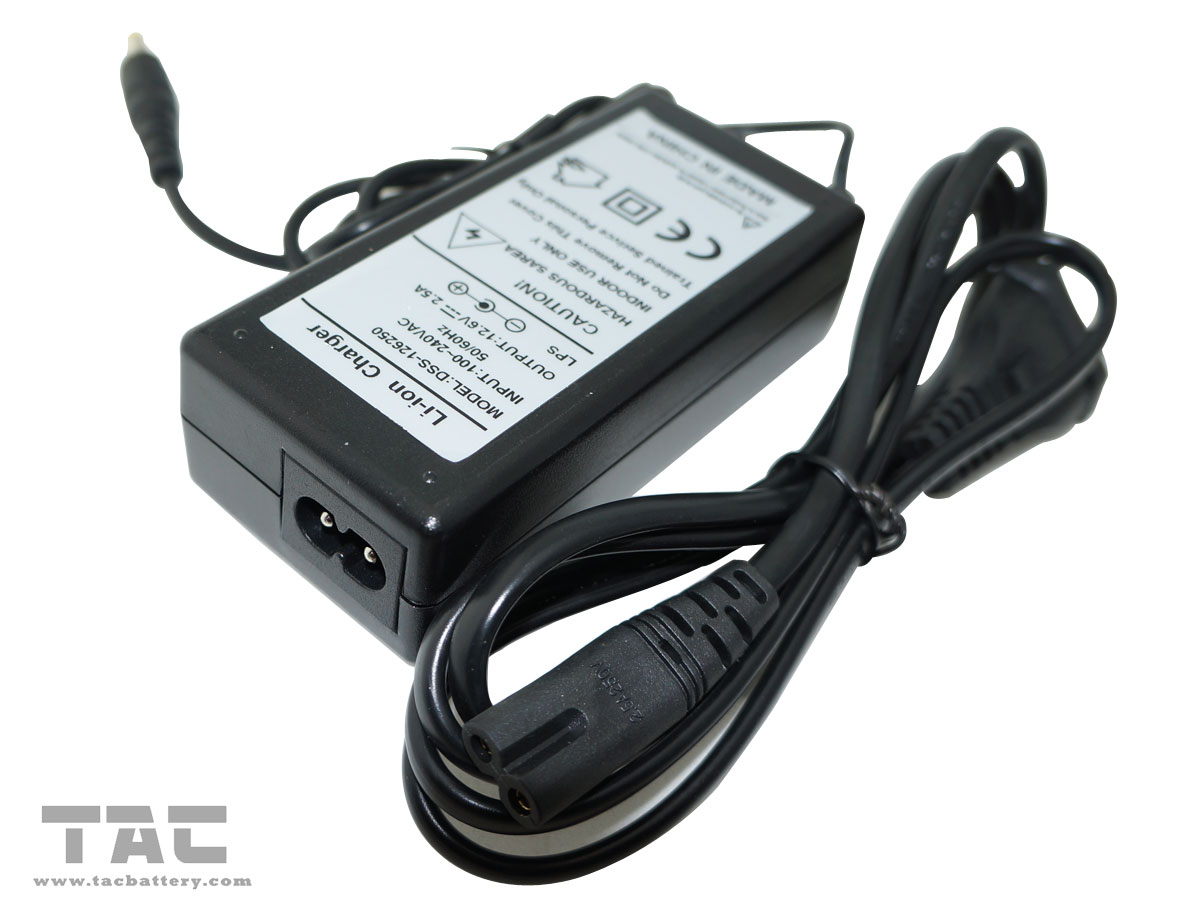 12.6V 2.5A Portable Battery Charger for 3S Li-ion Battery Pack