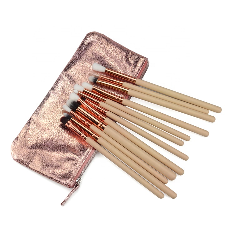 Beauty supply distributor personalized 7 pcs makeup brush set synthetic hair with flower case