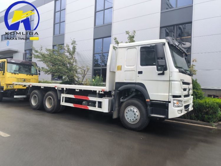 New Sinotruk 6X4 400HP Transport Vehicle Box Cargo Dump Truck for Sale