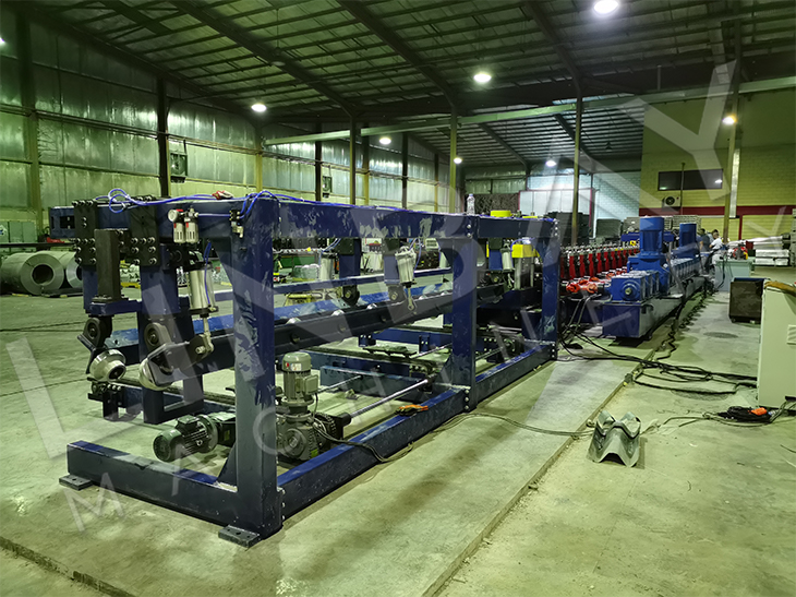 Automatic Perforated W-Beam And Thrie-Beam Guardrail Roll Forming Production Line