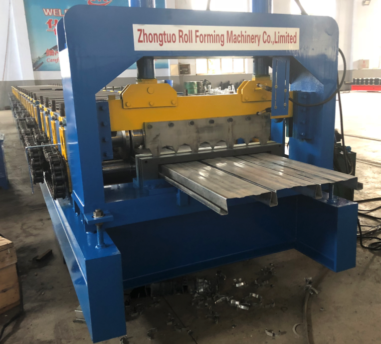 Dovetail Deck rolling forming machine