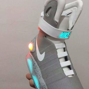 Future Marty McFlys Sneakers Glow 