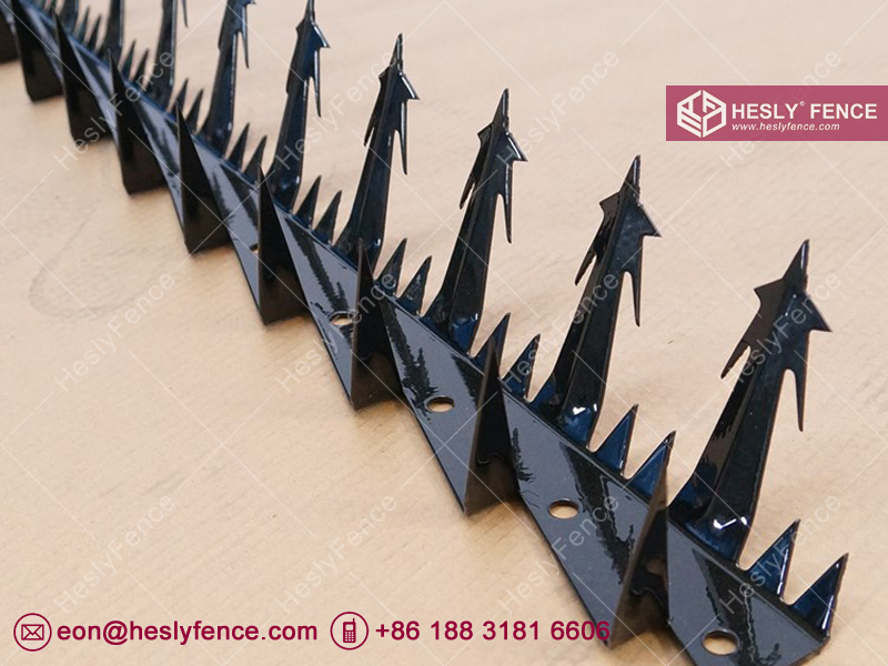 black wall spikes