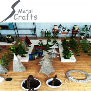 China 2015 Customized Christmas Decorative Metal Crafts on sale 