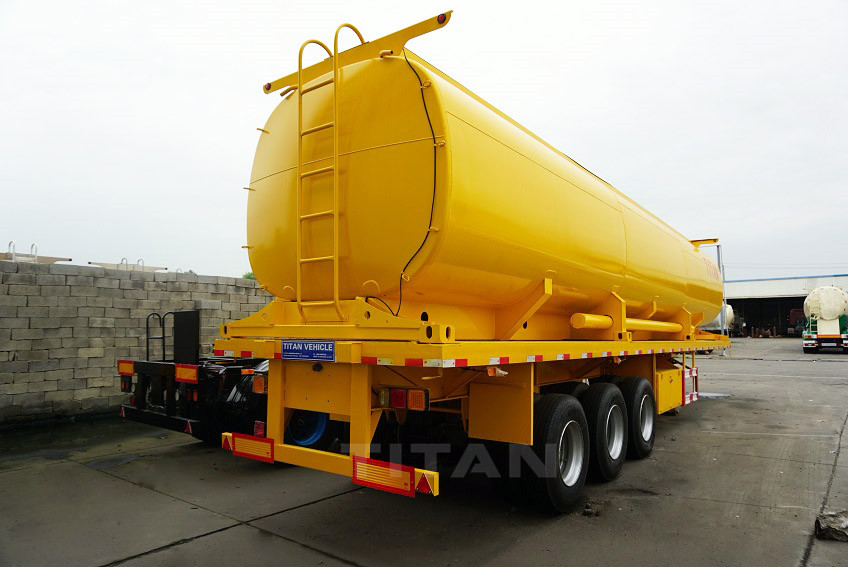 Titan's carbon steel diesel fuel tank semi trailer are of good quality and beautiful appearance, and are ideal for transporting liquid objects.