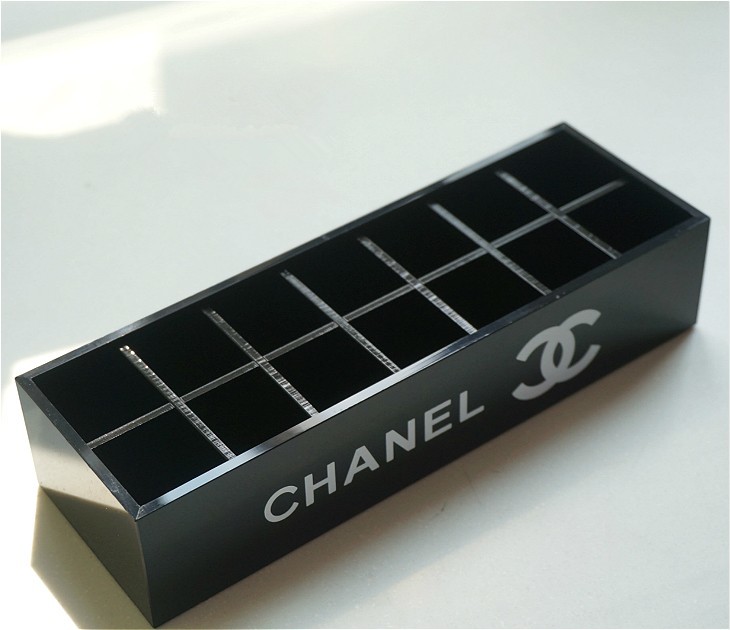 Plexiglass Lipstick Holder Acrylic Lipstick Display Stand Cube Storage Box for Cosmetics