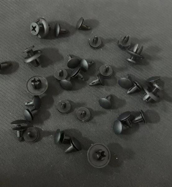 Fastener Trim Clip For Automotive Clips Fasteners For mostly Car/Bus/Truck