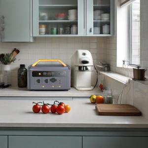 China Backup Portable Solar Power Generator 600W Compact Lifepo4 Powerbank for Wholesale and OEM Use on sale