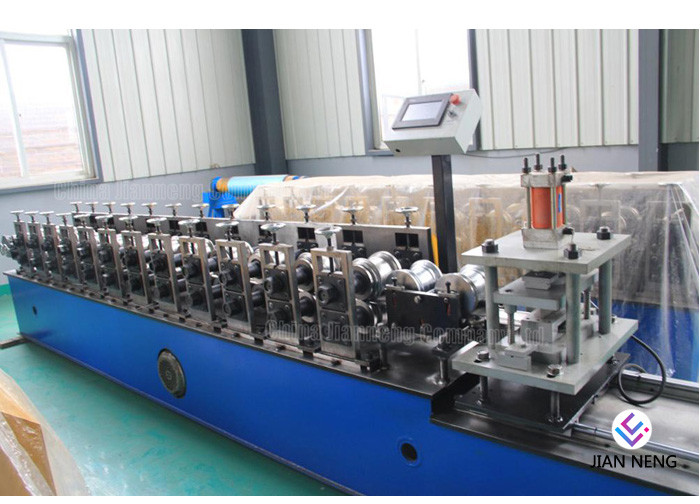China Rolo da quilha da luz dobro que forma M de trabalho da velocidade 15 - 25 da máquina/o parafuso prisioneiro e trilha mínimos supplier