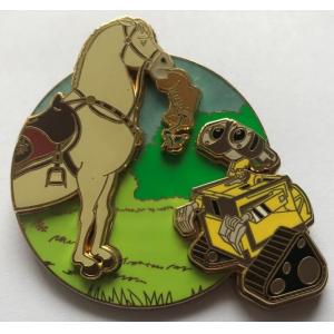 China Zinc Alloy Silver Plating Hose& Robot pin on pin badge with Green Glitter supplier