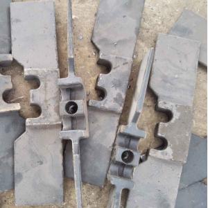 China Anti Rust Scraper Conveyor Die Forging Chain Scraper Iron Base Alloy Material supplier