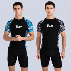 Sports 2 Piece Mens Swimsuit Skin Friendly Printing Stitching Two Piece Swimsuit For Men