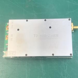 2W COFDM Signal Booster Broadband Amplifier 24V 600MHz 2500MHz TDD Mode LTE