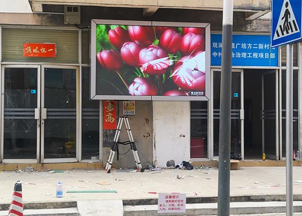 SMD3535 7500CD/sqm Mobile LED Advertising Screens 10mm Pixels