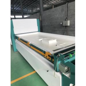 China Auto Feeding Vacuum Press Woodworking Machine 2560mm*1270mm For Wood Kitchen Door supplier