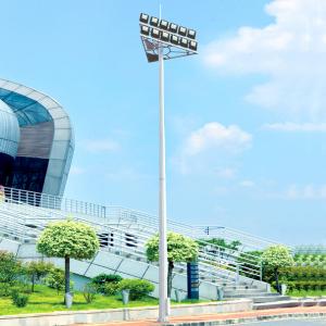 China Galvanized Steel Stadium Lighting Tower 15-35m ODM High Mast Light Pole supplier