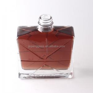 China Flint Glass Unique Square Matte Spray Bottle 30ml 50ml Luxury Frosted Perfume Bottle supplier
