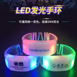 China Remote Controlled LED Wristbands DMX Wireless Controller 1000m Range Customizable Zones amp Light Modes Branding Options User-Friendly Features Materials Long Battery Life Perfect for Events amp wholesale