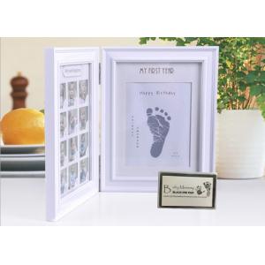 China Wood Safe Baby Hand And Footprint Photo Frame Kit Non Toxic Ink Pad For Girls / Boys supplier