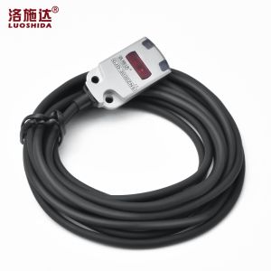 China Mini Diffuse Photoelectric Sensor Ultra-Small Stable Detection Thin Size Red Light Side PNP/NPN Output wholesale