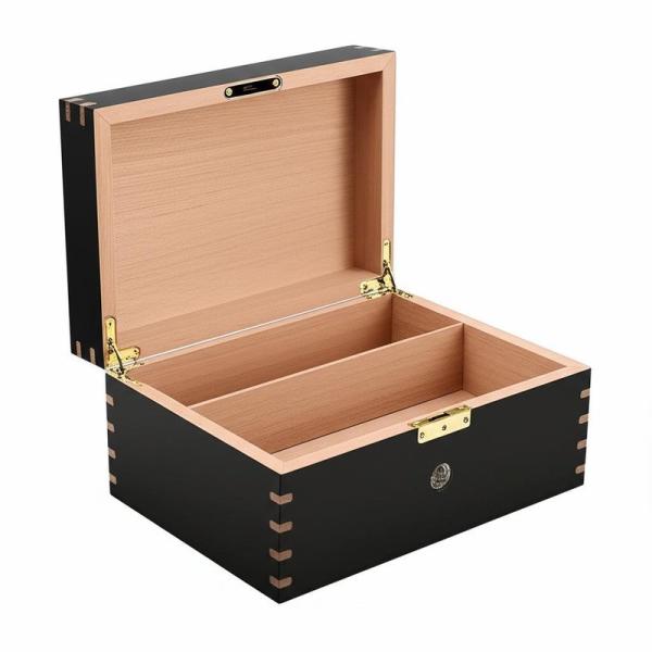 China Personalized Black Custom Cigar Humidor Wood Cigar Packaging Box With Silk Screen Logo wholesale