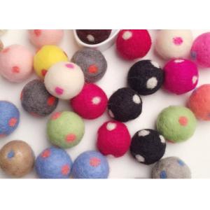 China Handmade Circle Dot Pattern Felt Ball Crafts 2CM Diameter EN71 Standard supplier