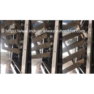 Waste Pallet Four Shaft Shredder Wear Resistance Stable Working Large Capacity