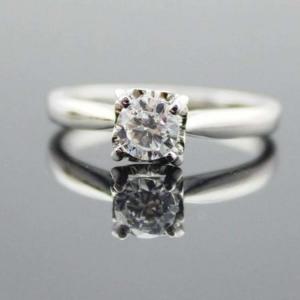 China 18K White Gold Sterling Silver Engagement Ring with 6mm White Cubic Zirconia(F67) supplier