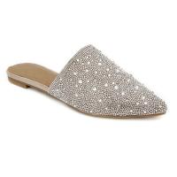 China Summer Chic Ladies Flat Sandals With Rubber Sole Material OEM on sale