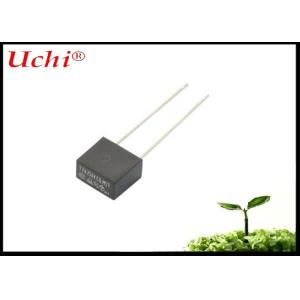 China O bloco da munição através fusível Subminiature 3.15A 300V da montagem do PWB do furo do micro retarda fusíveis do Pin do sopro com ligações supplier