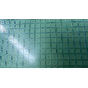 China Quartz / Borosilicate UV Glass Plate Punching Holes 4.4 X 4.4 X 0.5mmt supplier