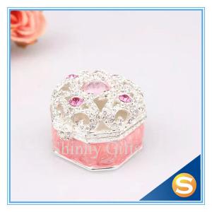 China Small Metal Metal Treasure Chest Jewelry Ring Box Wedding Ring Rolls Jewelry Box Retail supplier