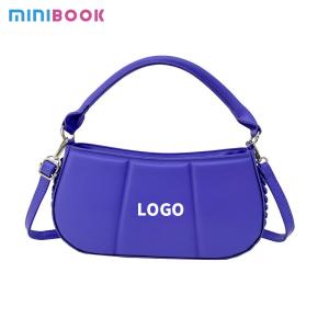 China Sac à épaule unique pour femme 2024 avec revêtement en polyester et motif rayé supplier