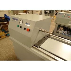 China Repetição giratória da tela do gravador 640mm do laser de matéria têxtil, máquina de gravura UV azul wholesale