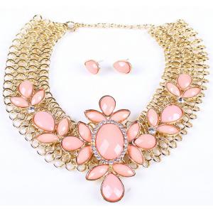 Wide chain of fashion metal decorative resin flower necklace exaggerated