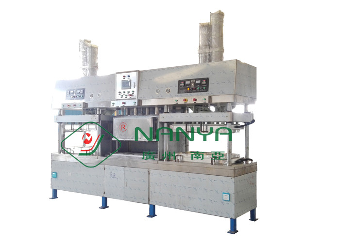 China Small Manual Paper Plate Making Machine 12 Months Warranty Drying In Molds on sale