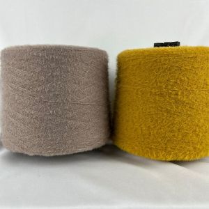 China 1.3cm NM12 Optical White Nylon Feather Yarn For Sweater And Hat Knitting wholesale