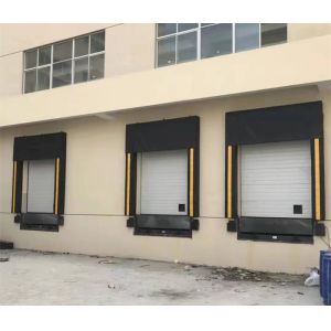 China Sello del embarcadero de la espuma que crea un sello apretado que bloquea el tiempo asqueroso, el insecto y el polvo on sale