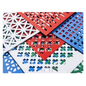 打ち抜かれる細長かった穴パンチ金属スクリーン アルミニウムは多数色にパネルをはめる