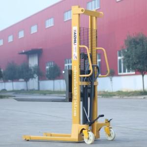 Portable hand forklift 2000kg hydraulic manual pallet stacker for sale