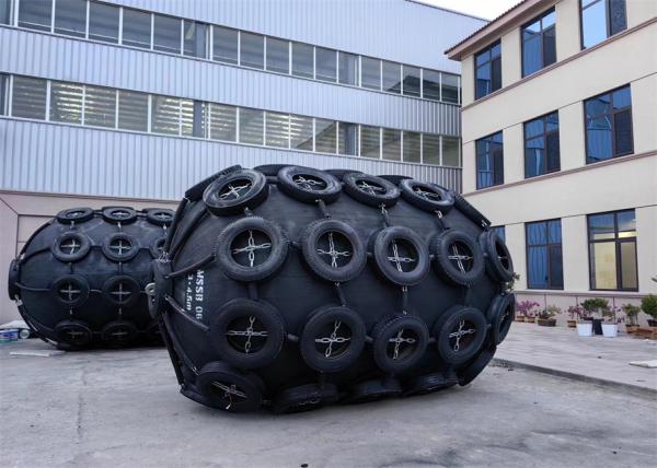 Marine Ship Yokohama Type Pneumatic Rubber Fender With Chain Net
